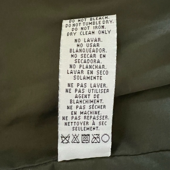 Quilted Puffer Vest (Size S) - Picture 2 of 11